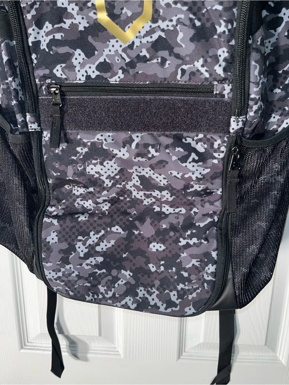 $65 NWT Under Armour Utility Baseball Backpack 1369318 002 Black Gray Camouflage